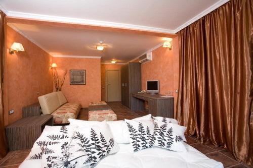 Rusalka Holiday Village Kamen Bryag Exterior foto